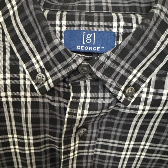 2 Short-Sleeve Button-Up Shirts - Size Small - Billabong & George - Picture 7 of 8